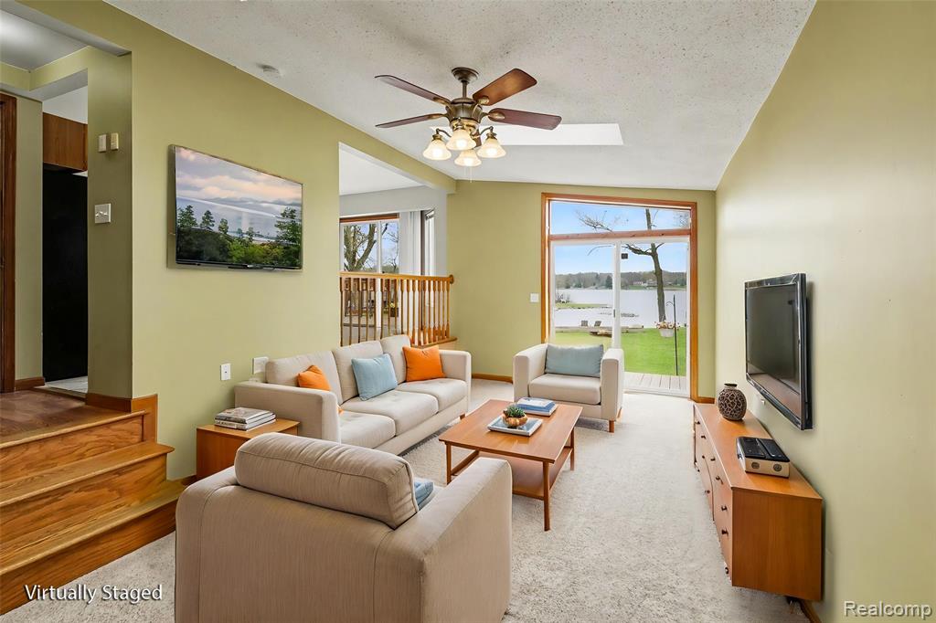 6522 BENNETT LAKE Road, Fenton, MI 48430 — Photo 9