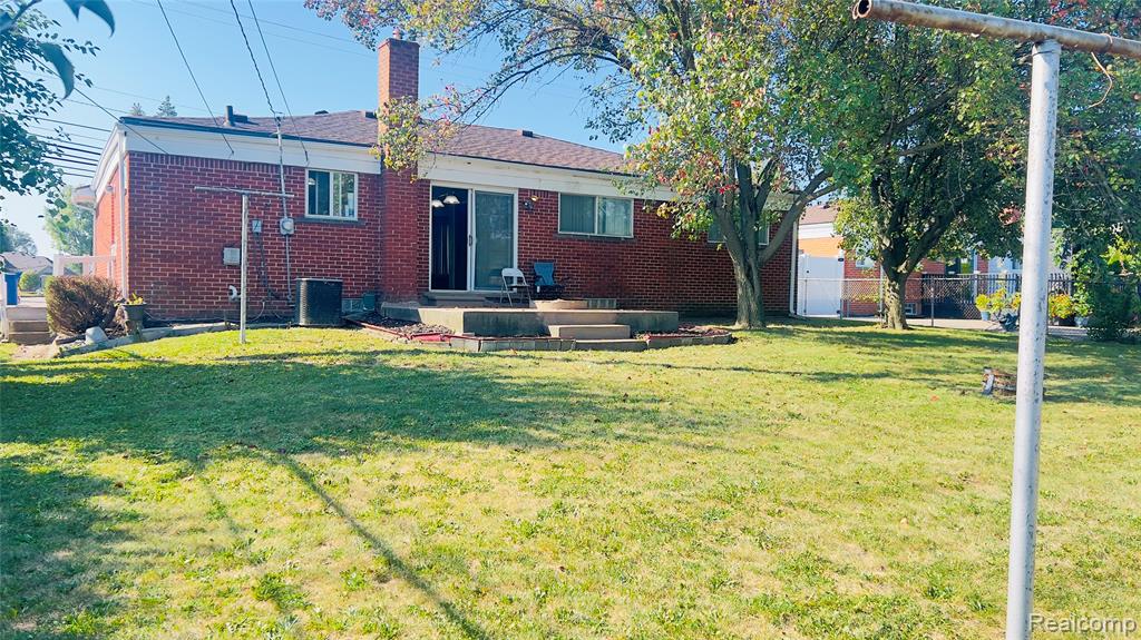 4389 E 12 MILE Road, Warren, MI 48092 — Photo 20