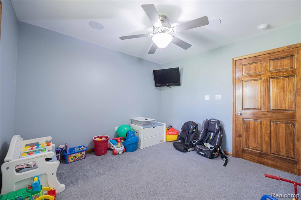 21855 Huron River Drive, New Boston, MI 48164 — Photo 22