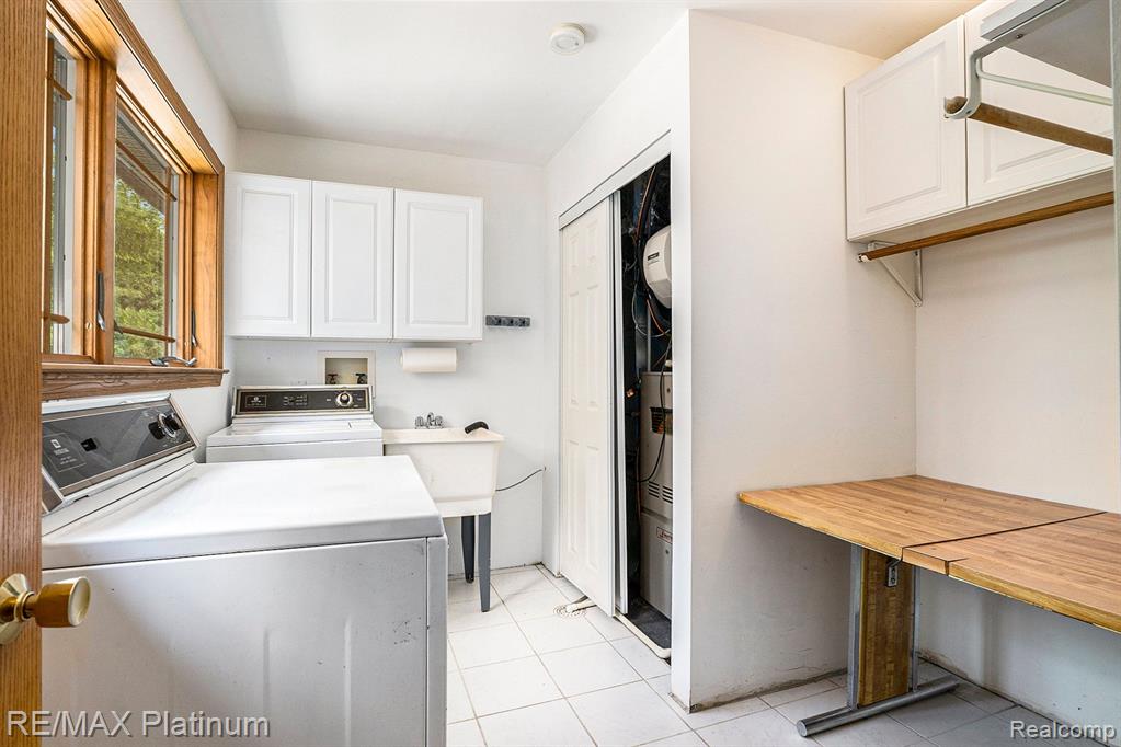 6512 BUCKSHORE Drive, Whitmore Lake, MI 48189 — Photo 16