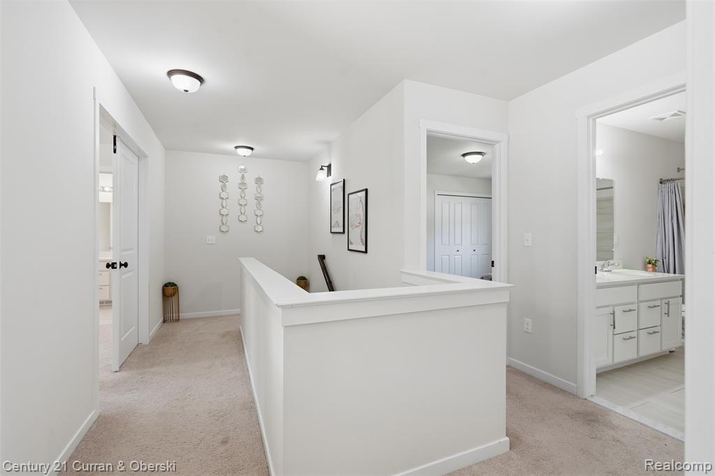 8760 Oak Ridge Trail, Westland, MI — Photo 13