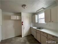 8074 Plainview Avenue, Detroit, MI 48228 — Photo 5