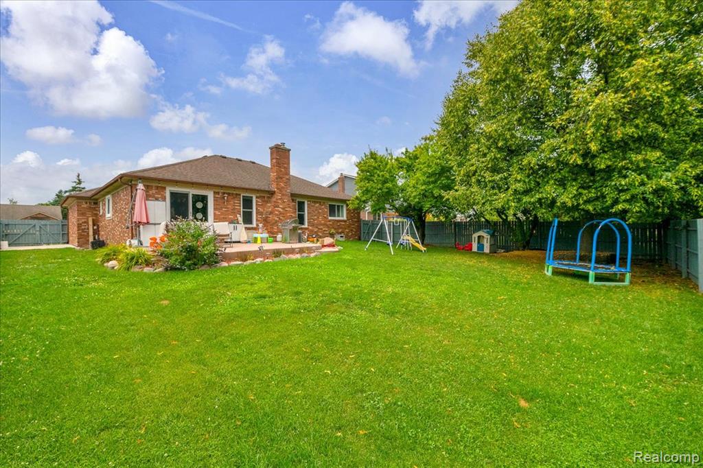 44350 Ausable Drive, Clinton Twp, MI 48038 — Photo 26
