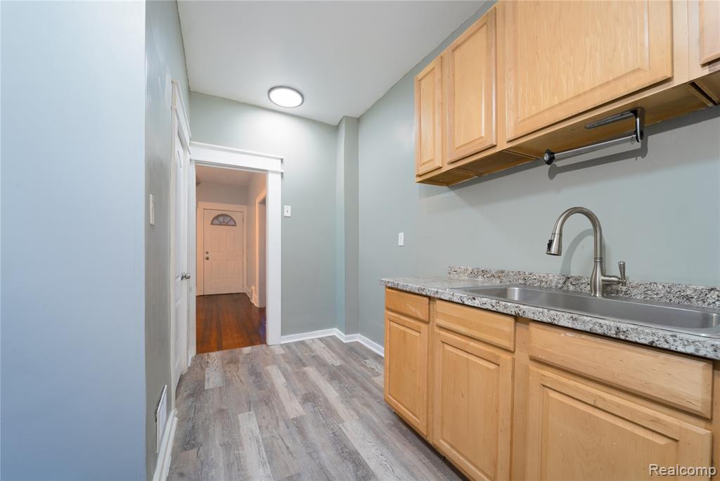 11405 Yosemite Street, Detroit, MI 48204 — Photo 6