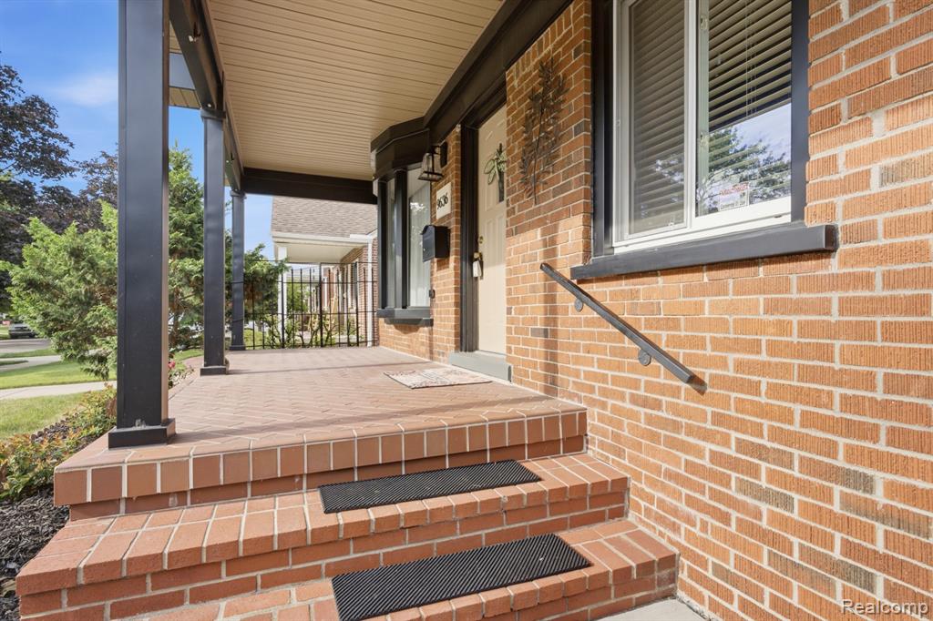 9636 Quandt Avenue, Allen Park, MI 48101 — Photo 4
