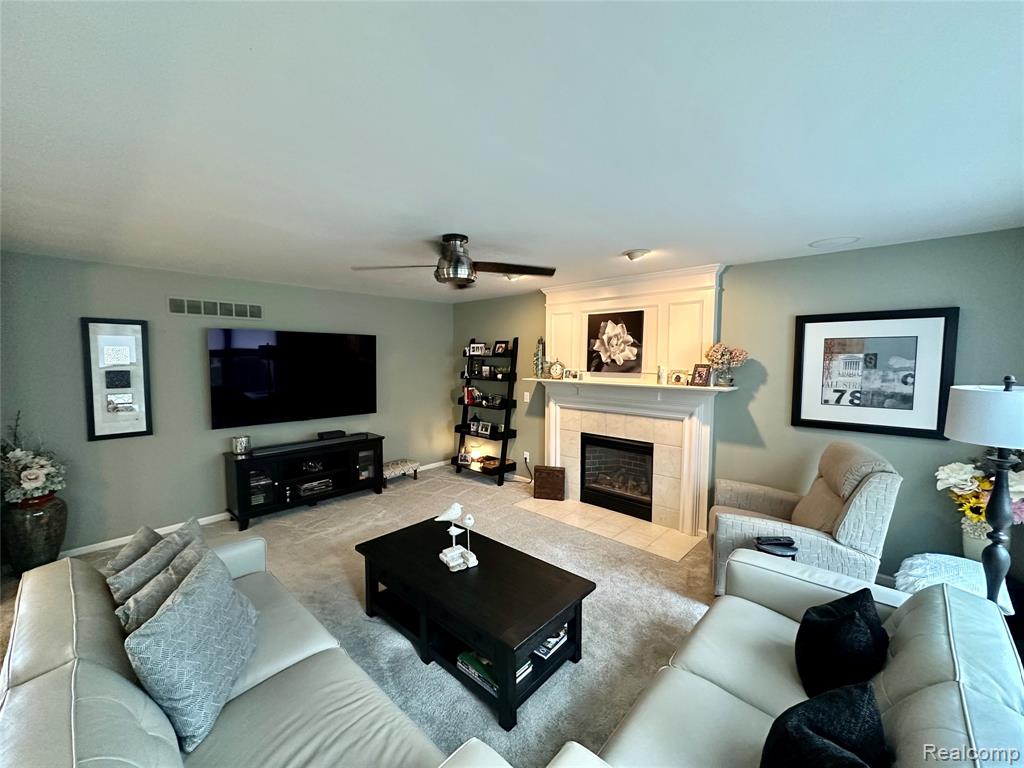 3390 Wall Street, Canton, MI 48188 — Photo 9