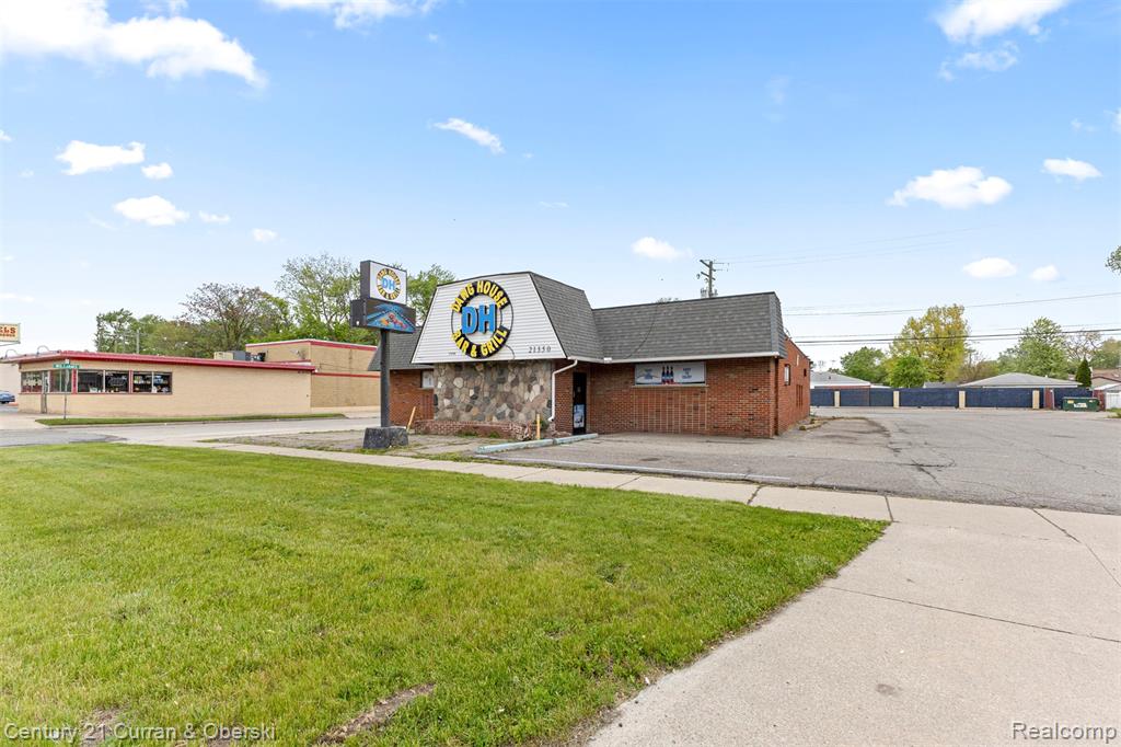 21350 Van Born Rd, Dearborn Heights, MI 48125 — Photo 4