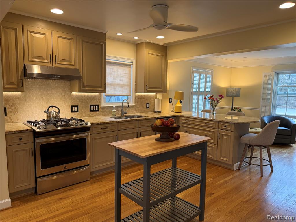 950 W LINCOLN Street, Birmingham, MI 48009 — Photo 15