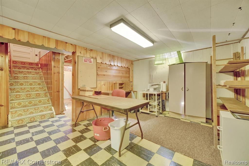 500 N LEONA Avenue, Garden City, MI — Photo 22