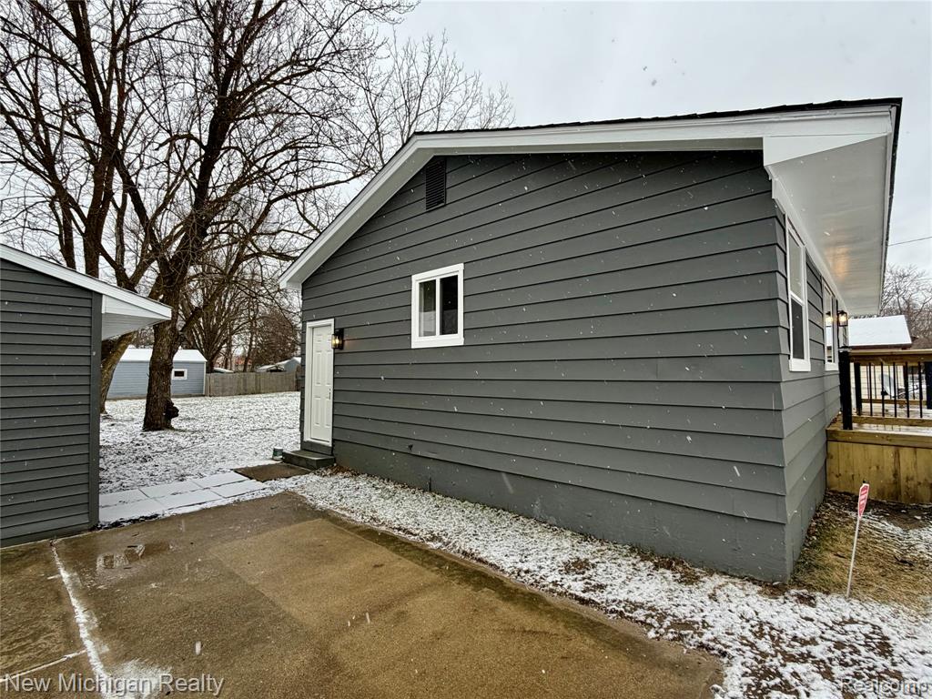 4108 Brown Street, Flint, MI 48532 — Photo 4