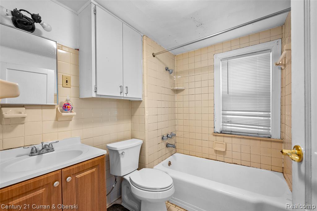 6627 Mayburn Street, Dearborn Heights, MI 48127 — Photo 14