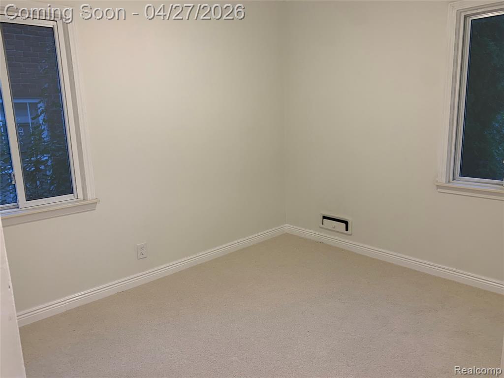 16735 Lincoln Avenue, Eastpointe, MI 48021 — Photo 13