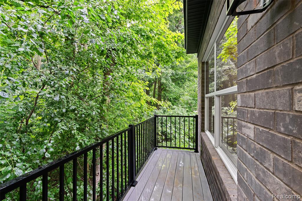 1487 ST JAMES Boulevard, Ann Arbor, MI 48108 — Photo 17