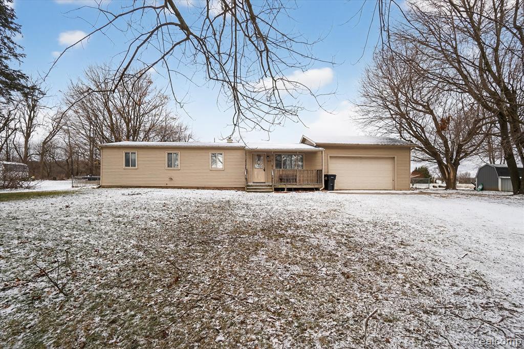 4480 W Grand River Road, Owosso, MI 48867 — front exterior