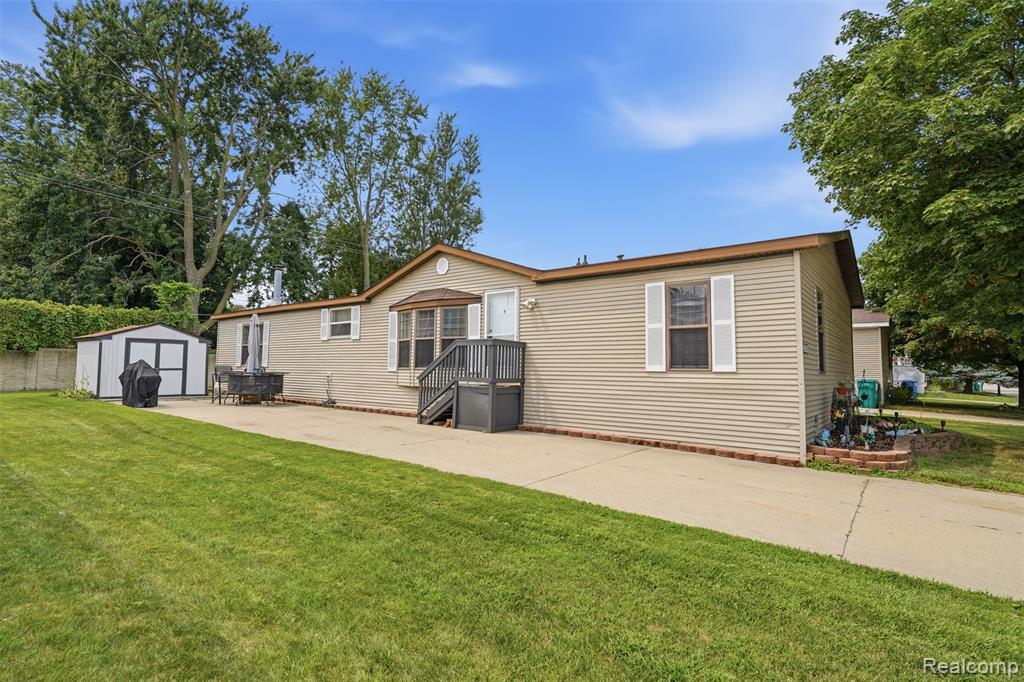 23338 Arlington Drive, Clinton Twp, MI 48036
