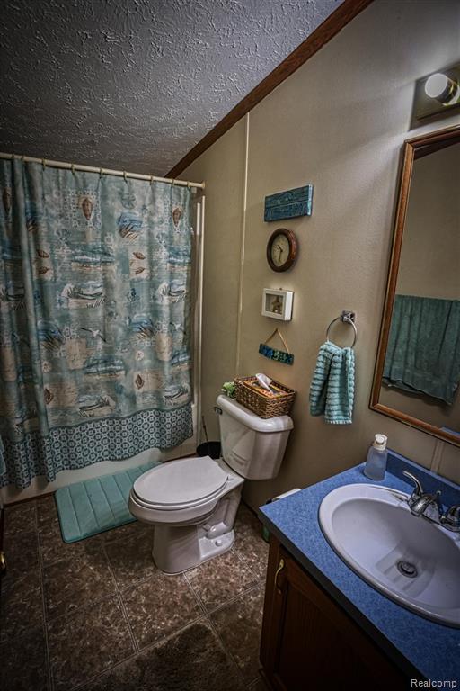 2670 Biscayne Court, Lapeer, MI 48446 — Photo 17
