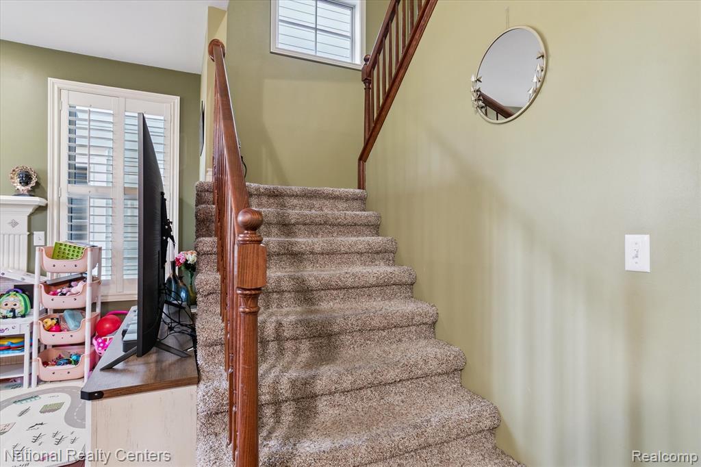 50249 Jefferson Street, Canton, MI 48188 — Photo 24