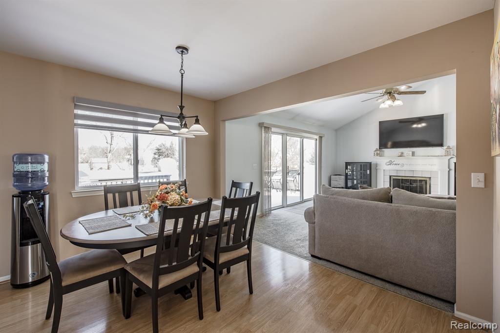 4930 Fox Chase Drive, White Lake, MI 48383 — Photo 11