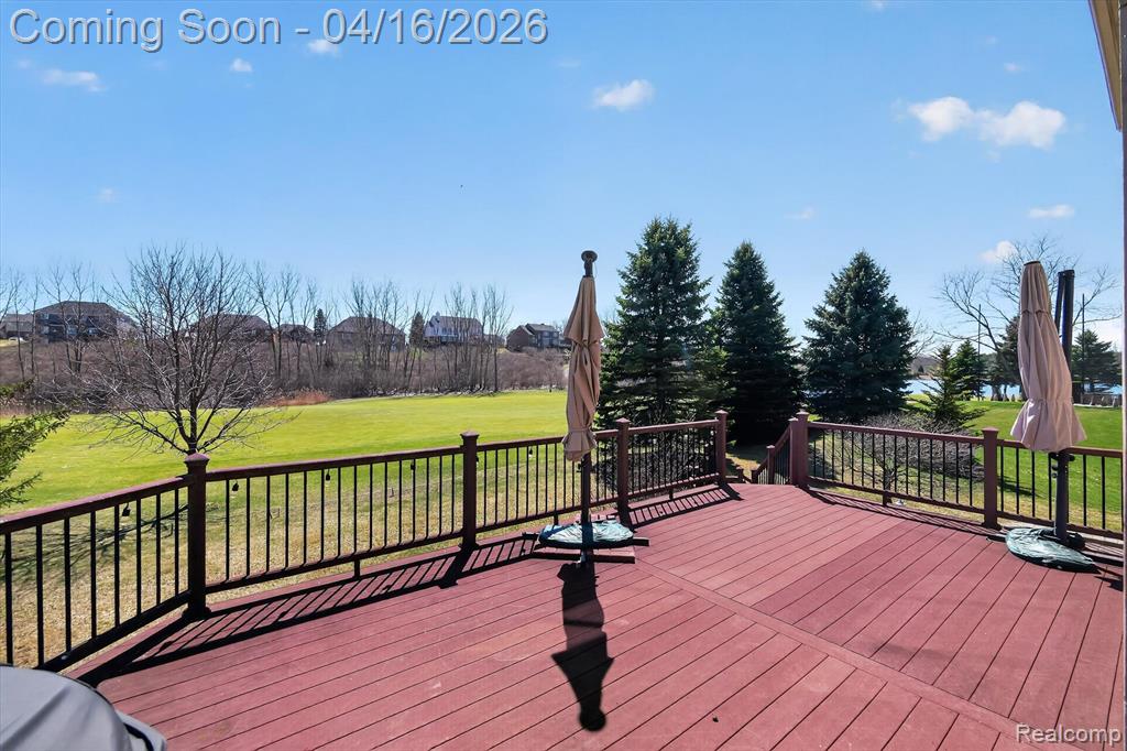 625 Southshore Drive, Oxford, MI 48371 — Photo 26
