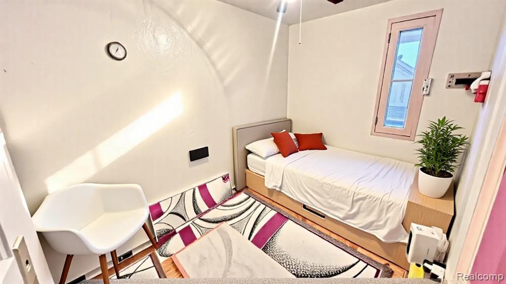 11697 Moran Street, Hamtramck, MI, 48212