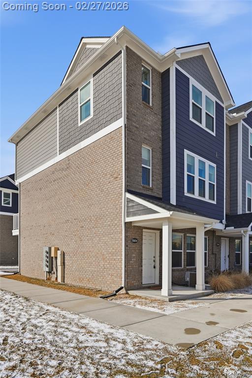 5904 Square Lake Court, Troy, MI 48085 — Photo 3