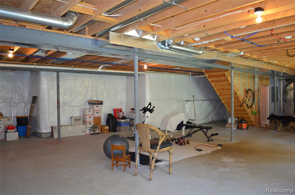 697 Lee Court, Oxford, MI 48371 — Photo 11