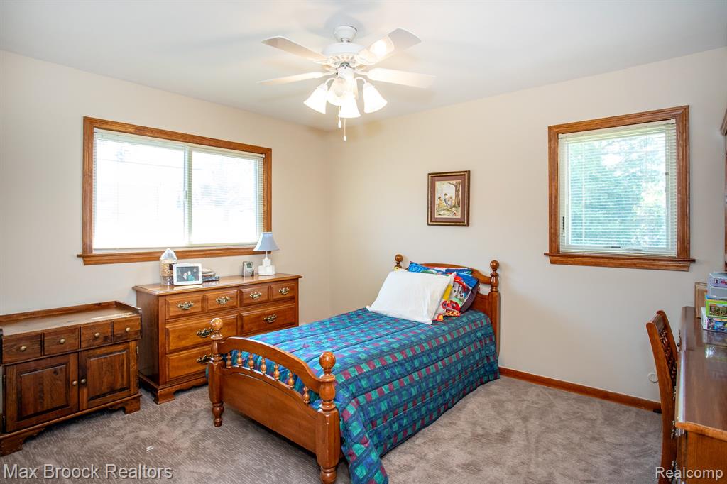14271 Lincoln Street, Oak Park, MI 48237 — Photo 21