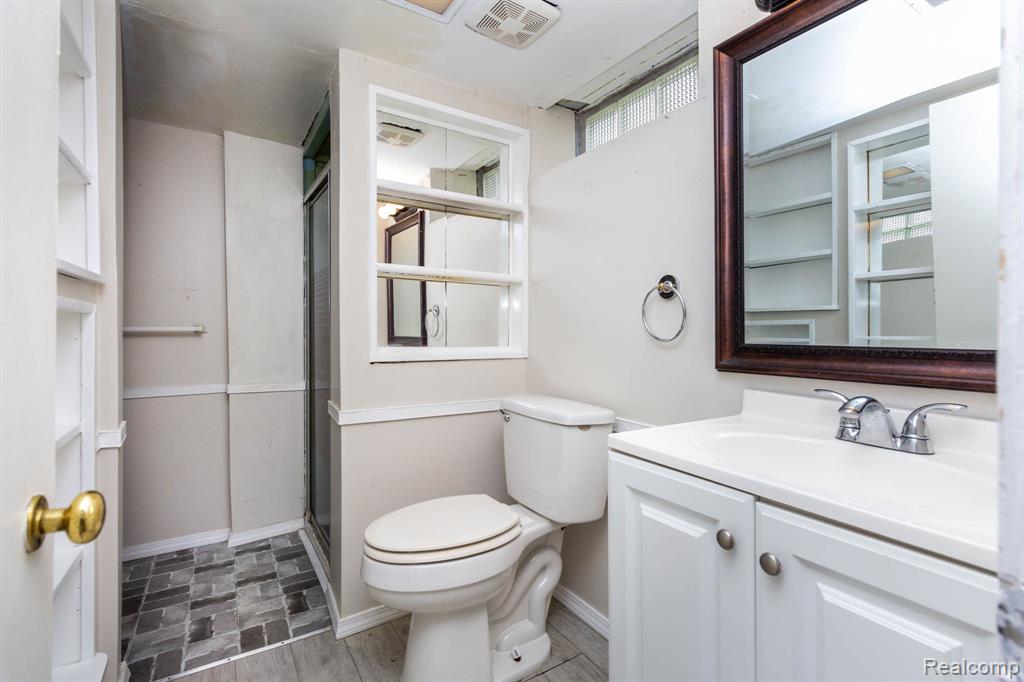 33627 Bock Street, Garden City, MI — Photo 30
