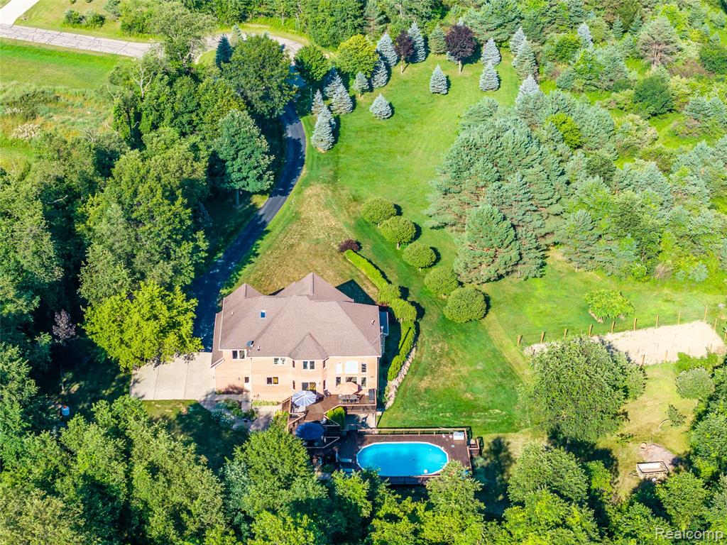 13445 Millie Court, Holly, MI 48442 — Photo 17