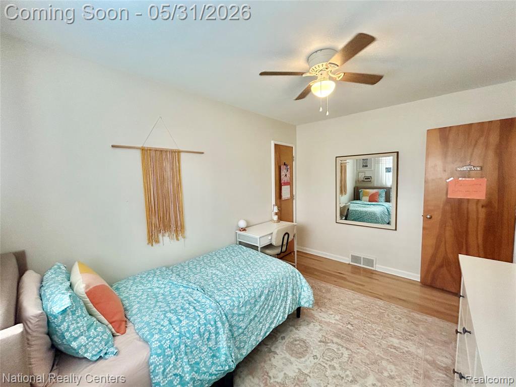 9611 Deering Street, Livonia, MI 48150 — Photo 23