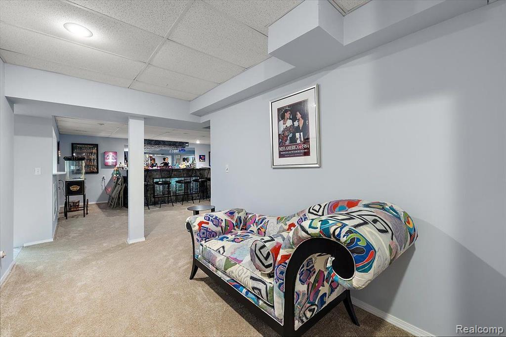 6988 LAKEMONT Circle, West Bloomfield, MI 48323 — Photo 54