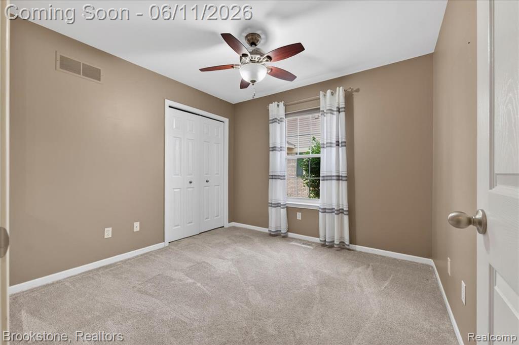 25406 Willowbrook Court, Flat Rock, MI 48134 — Photo 11