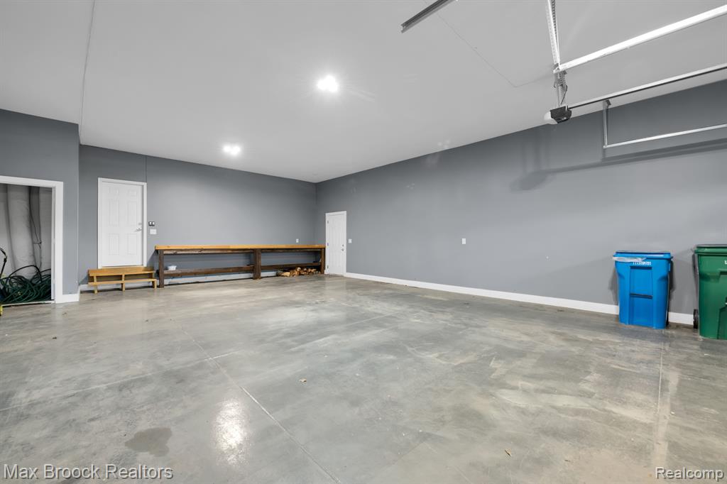 8330 COOLEY LAKE Road, Commerce Twp, MI 48382 — Photo 33