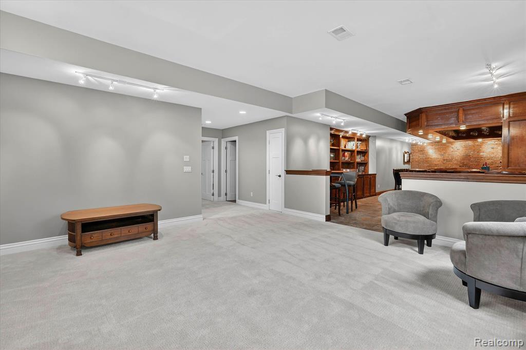 7247 Ardsley Lane, Clarkston, MI 48348 — Photo 41