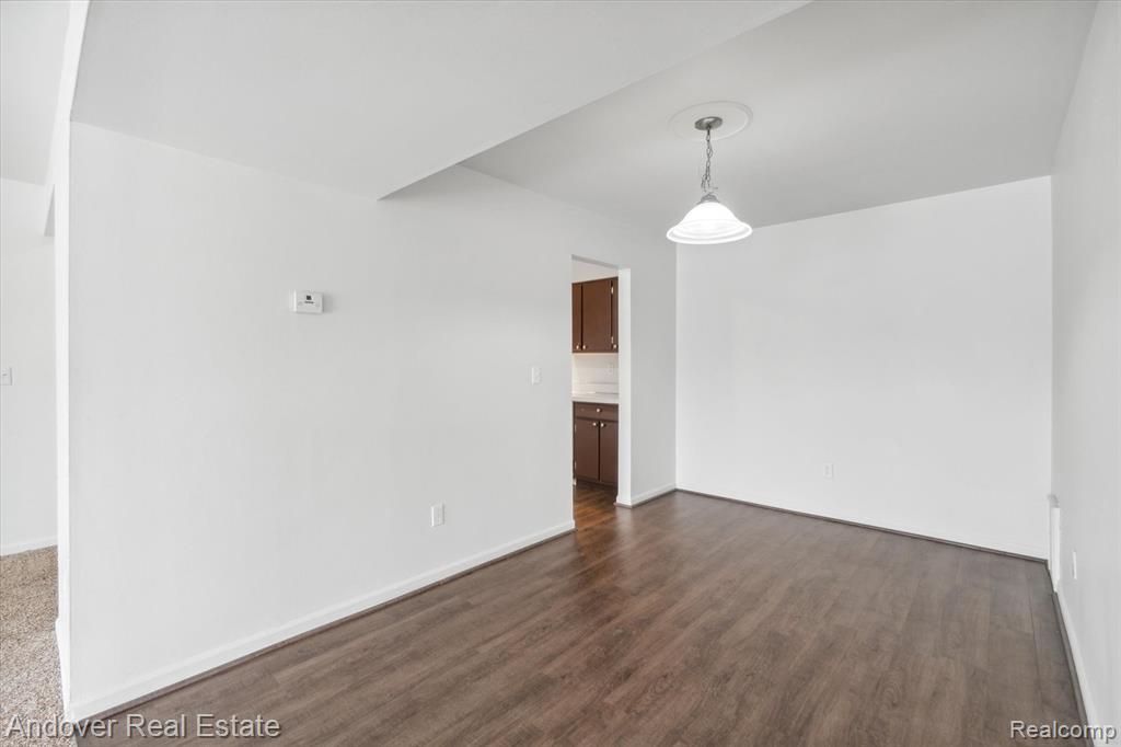 320 S Drake Road, Kalamazoo, MI 49009 — Photo 45