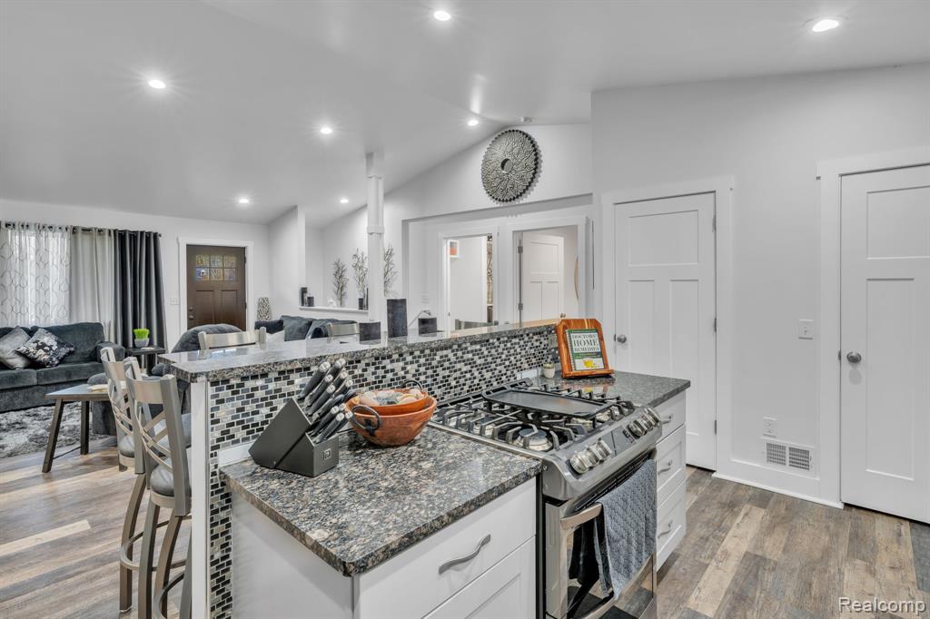 12409 N Elms Road, Clio, MI 48420 — Photo 14