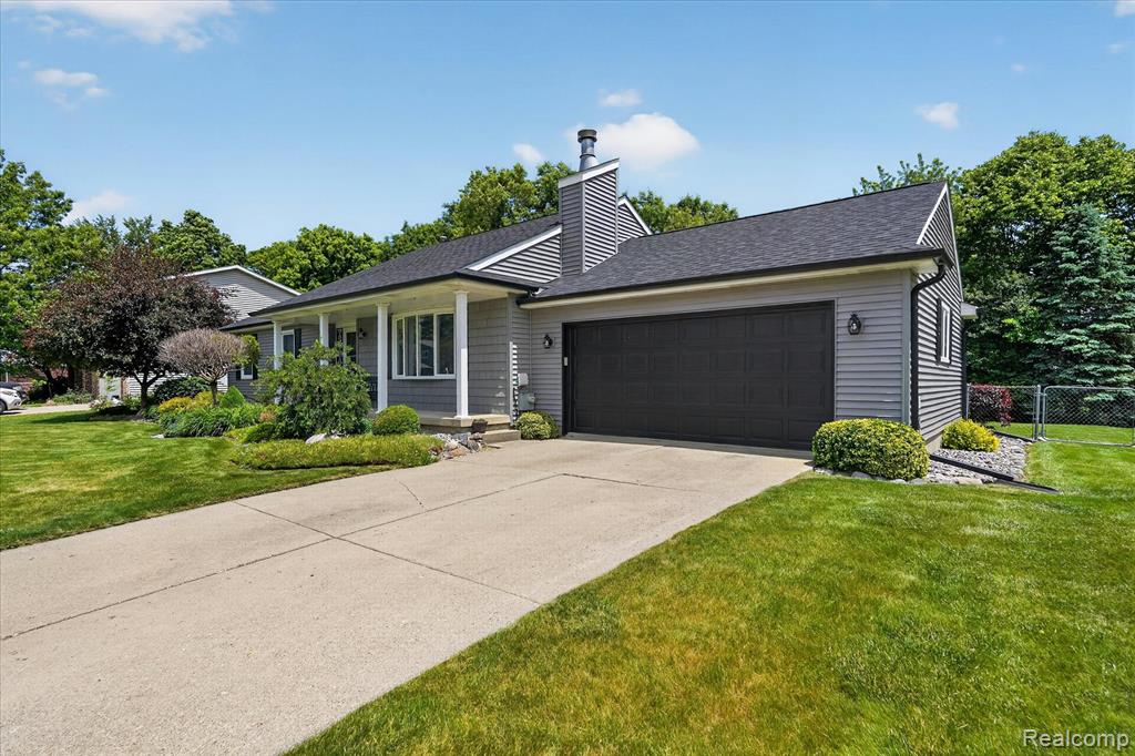 2236 Oak Shade Drive, Davison, MI 48423 — Photo 3