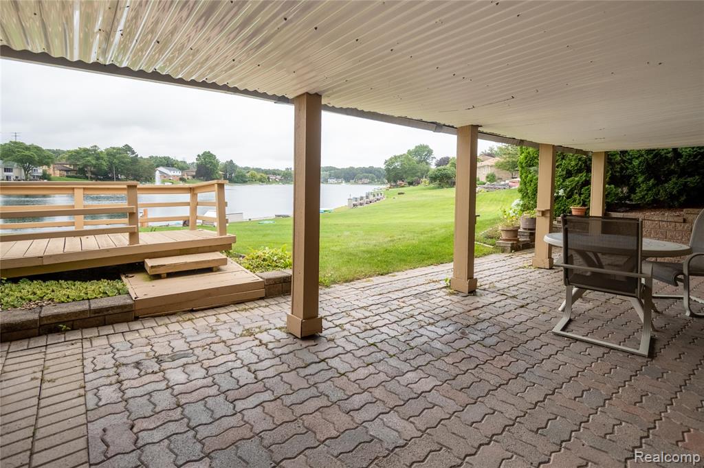 54810 Blue Cloud Drive, Shelby Twp, MI 48315 — Photo 46