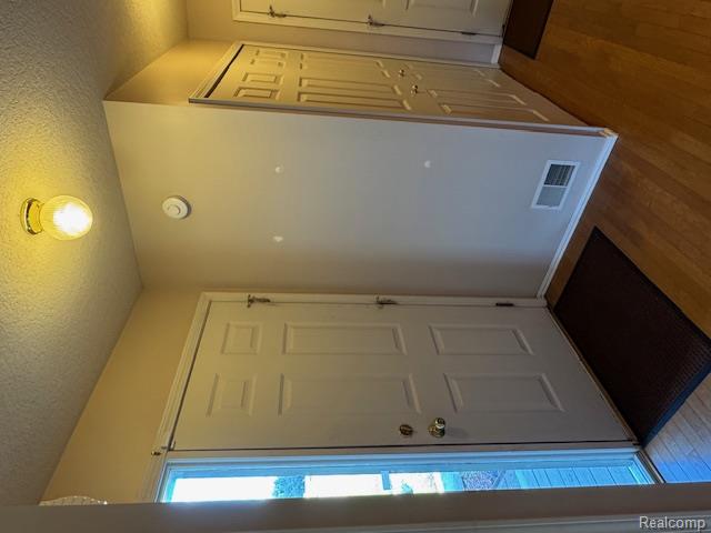 4313 Eagle Lane, 80, Burton, MI 48519 — Photo 10