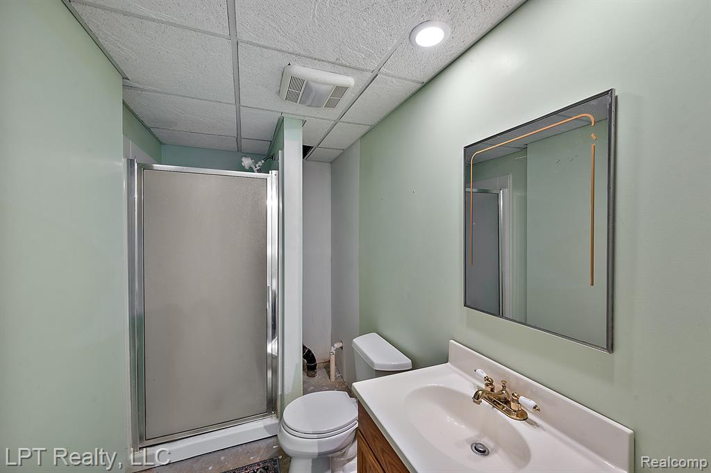 418 WILLOW GROVE Lane, Rochester Hills, MI 48307 — Photo 35