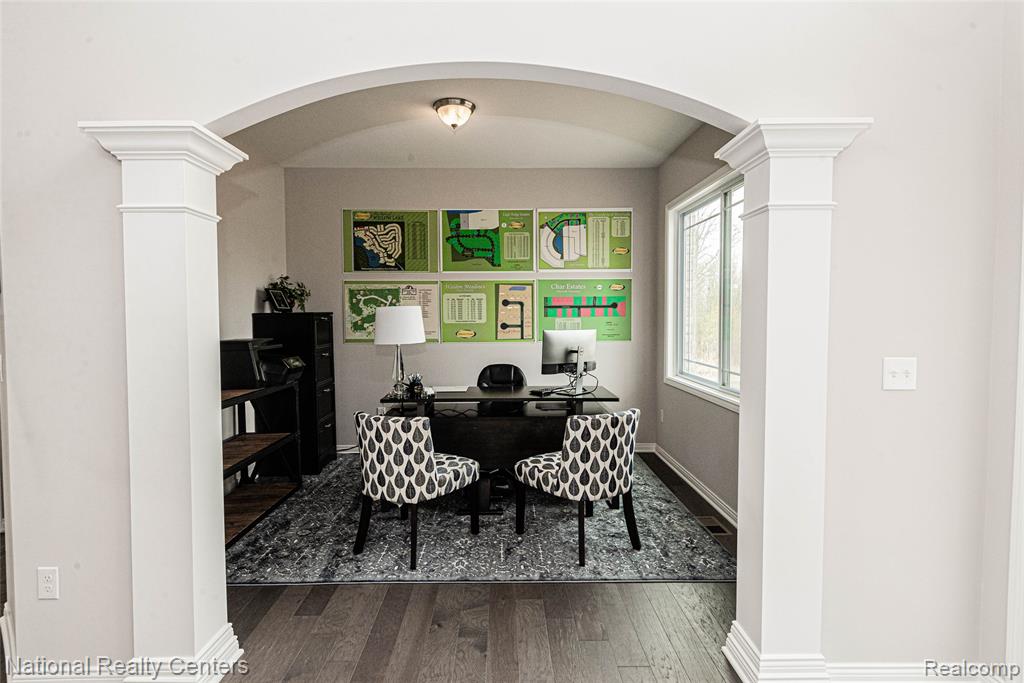 2495 Lindsay Lane, Grand Blanc, MI 48439 — Photo 19
