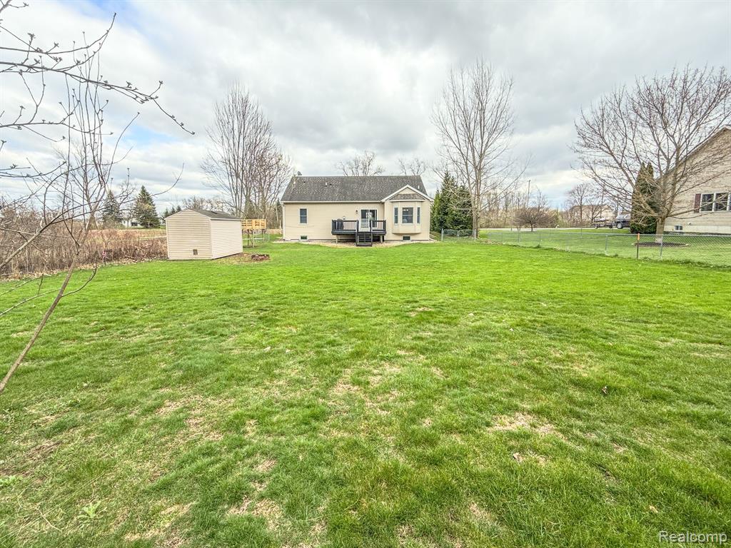 6310 MAPLE Avenue, Swartz Creek, MI 48473 — Photo 5