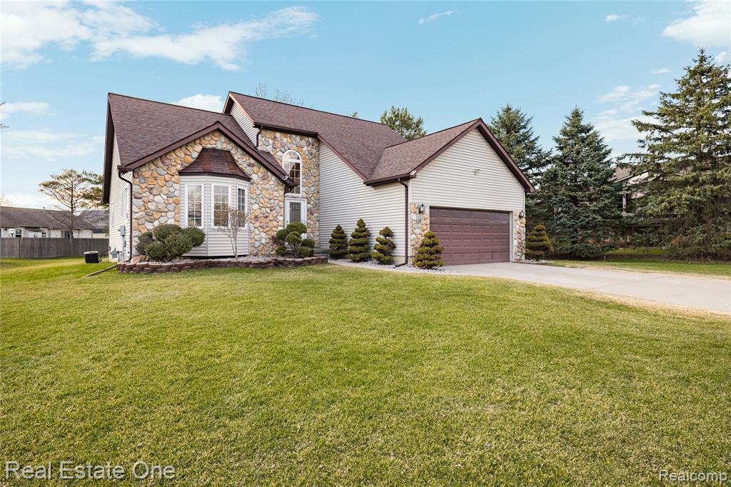 4438 Great Oaks Drive, Grand Blanc, MI 48439 — Photo 4