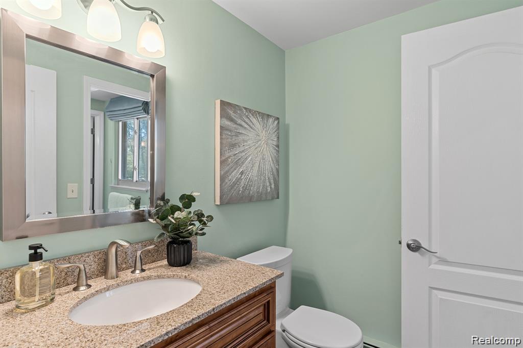 880 Artdale Drive, White Lake, MI 48383 — Photo 30