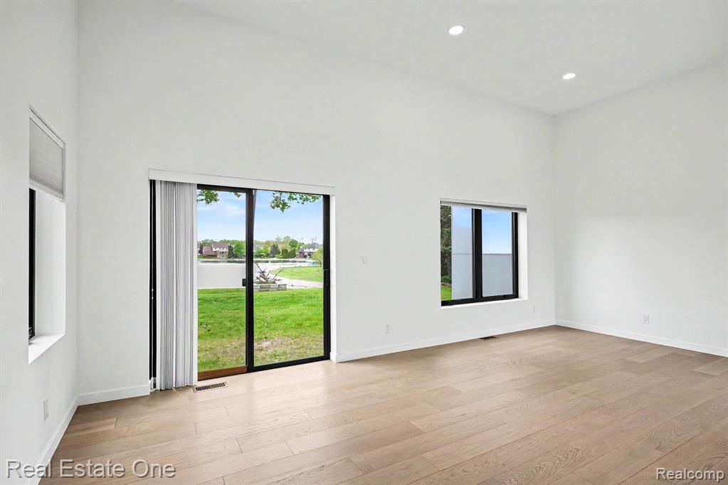 6480 John R Road, Troy, MI 48085 — Photo 21
