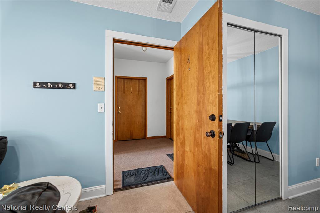 45750 Prairiegrass Court, 4, Belleville, MI 48111 — Photo 4
