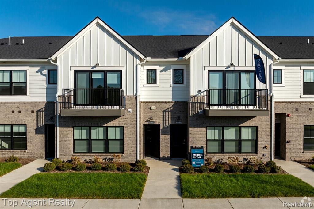 31847 Gabby Court, Chesterfield, MI 48047