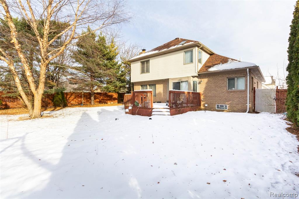 40945 Justin Drive, Sterling Heights, MI 48310 — Photo 46