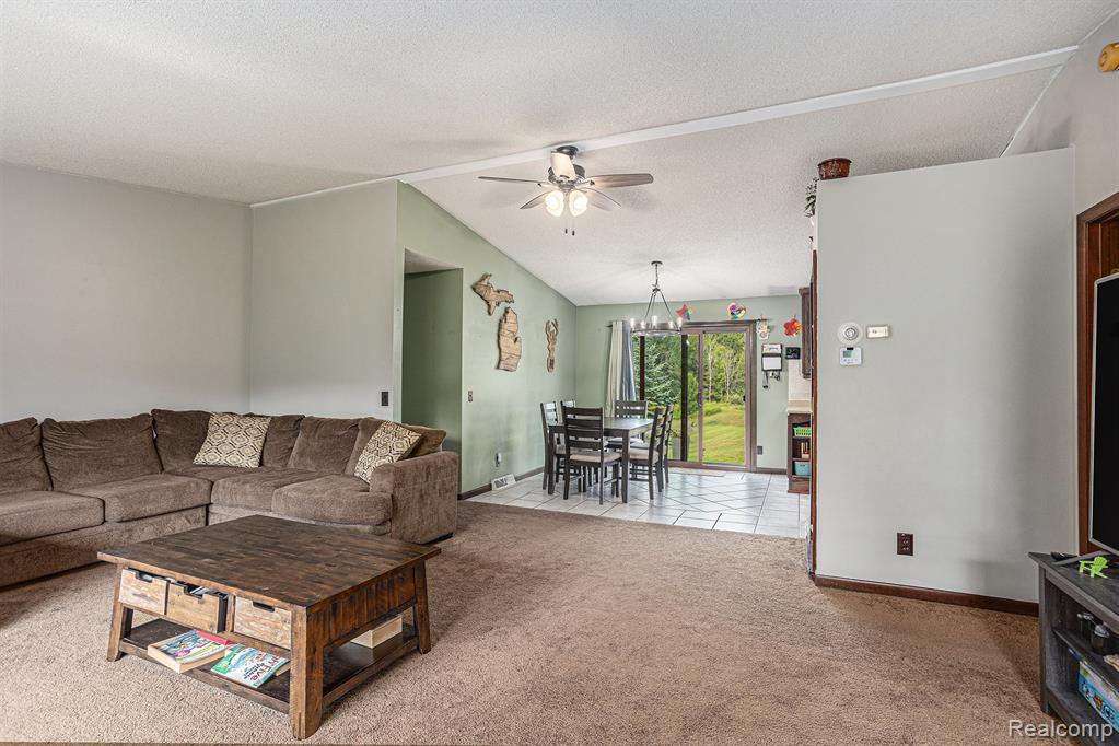 808 S Dow Road, MI 48661 — Photo 7