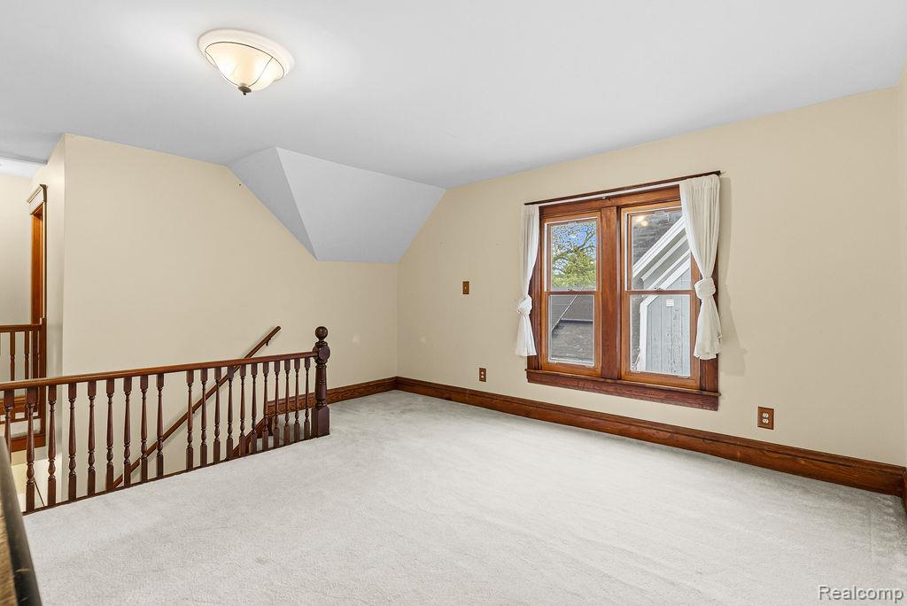 305 N Almont Avenue, Imlay City, MI 48444 — Photo 28